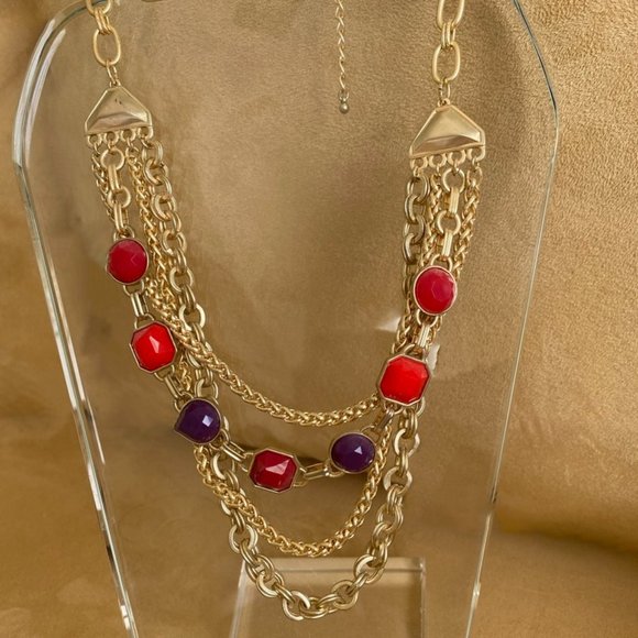Gold necklace with rhinestones - Picture 1 of 5